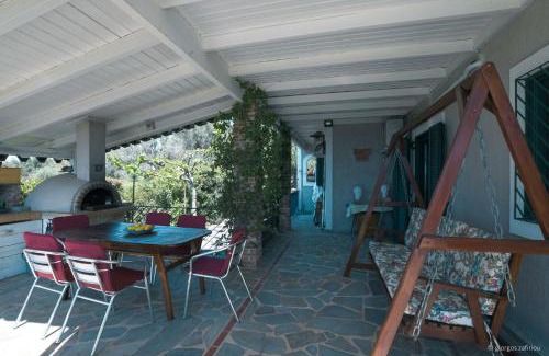 Paradise Beach Casa | Nerotrivia Villa - Ocean Panorama and Lush Gardens