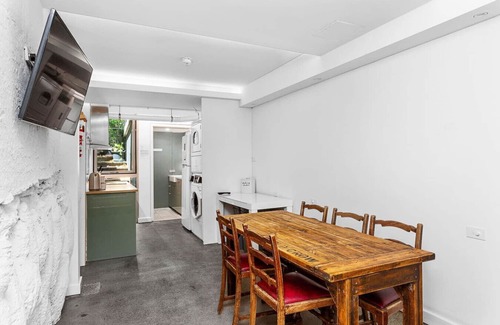 Perth Hotel | Nest on Newcastle – N2