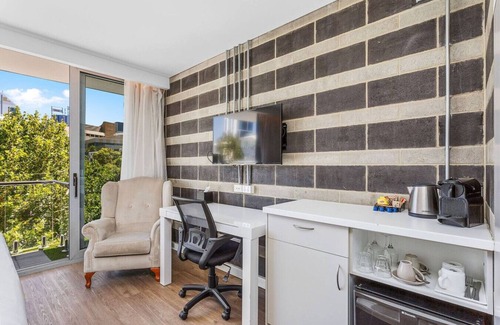 Perth Hotel | Nest on Newcastle – N5