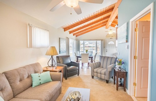 Olcott Cabaña | Ubicado junto a la Marina es una casa de campo prístina y privada