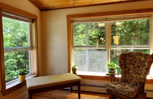 Bar Harbor Casa | Nestled between Bar Harbor and Acadia, a bright and spacious house in the woods