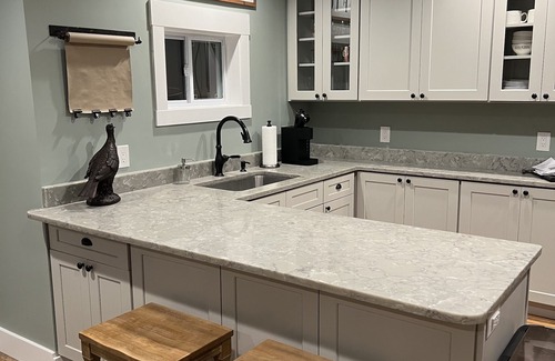 Olde Town Apartamento | Nestled between Old Town Bluffton's boat ramps + downtown. Pet friendly.