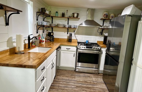 Cherokee Otro | Nestled inside the Great Smoky Mountains National Park