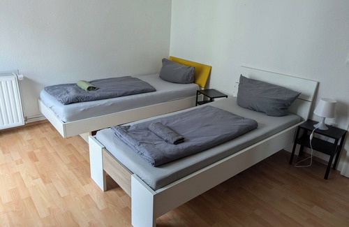 Heppens Casa | NestOaseWHV Küstenzimmer im Stadtherz