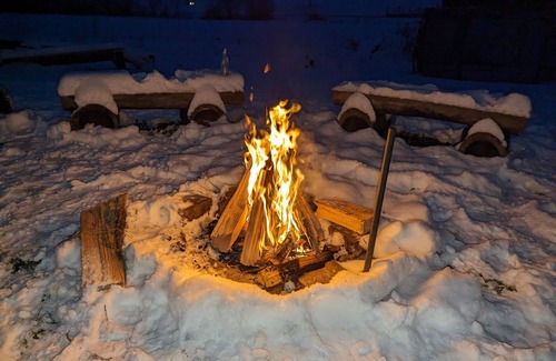 Edelsfeld Apartamento | Neu gebaute Ferienwohnung für 4 Personen mit Balkon