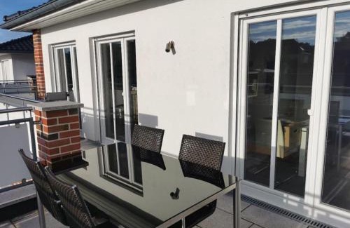Hanstedt Apartamento | NEU! Schicke und moderne FeWo Lindenalle OG