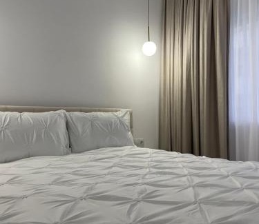 Cisnadie Apartamento | Neutral Nest