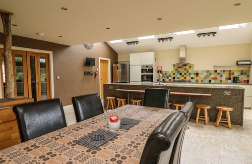 Newport Cabaña | Nevern House, NEWPORT, PEMBROKESHIRE