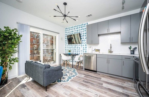 Old Fourth Ward Apartamento | New 1BR with Balcony in Downtown 542Blvd205