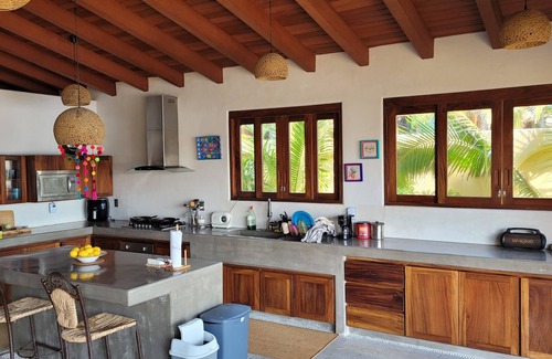 Troncones Villa | NEW ! 2-bedroom Villa Cilito Lindo with WiFi, AC in Beautiful Troncones