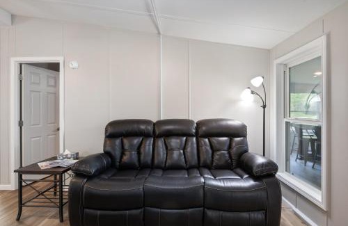 Rocky Mount Casa | New! 2 Homes-Firepit, Hot Tub, Huge Yard and Dock