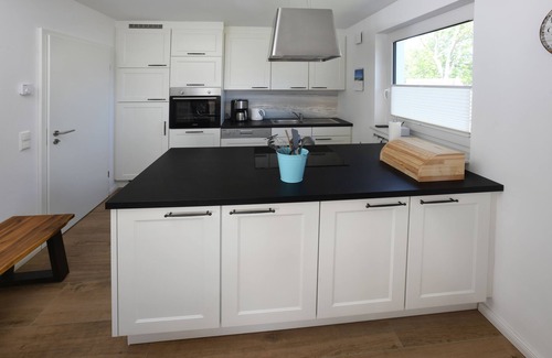 Wiek Casa | NUEVA casa de vacaciones 2018 exclusivamente cerca de la playa, sauna, chimenea, WiFi gratis, jardín