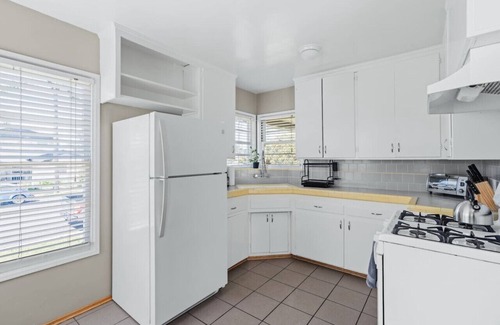 South Park Casa | New, 2br close to downtown