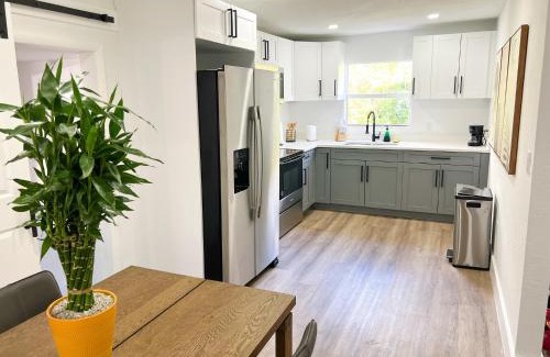 Liberty City Casa | New 3Bedroom 2Bathroom Private Home