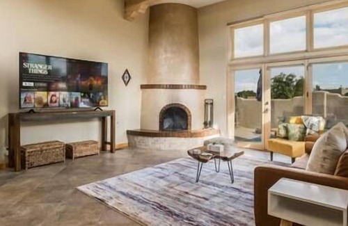 Sandia Heights South Casa | ❤️New 3BR Adobe House in ABQ w/ Pool Table