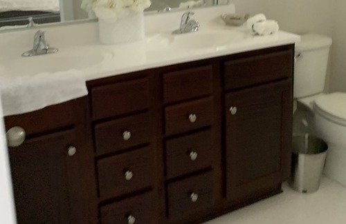 Urbana Casa | New 4 bedroom townhouse.