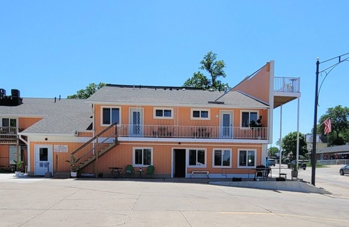 Spirit Lake Apartamento | New!! 4 Bedroom Unit sleeps 14