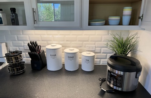 Visalia Casa | New 4B Home / Sequoia, EV, +More