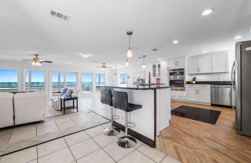 South Ponte Vedra Beach Casa | New 5 Bedrooms 3 full and 2 1 2 Bathroom Oceanfro