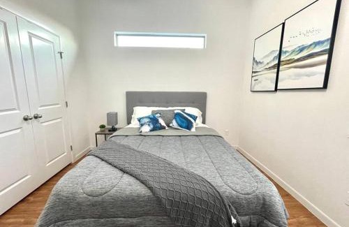 McAllen Apartamento | NEW! 5 min from Mall, Airport, and Dinning!