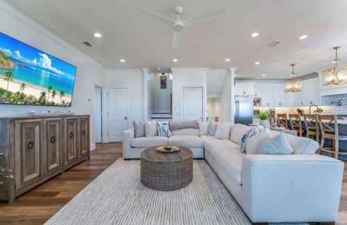 Mexico Beach Casa | New 7BR/7BA Beachfront House with private heated POOL, Views from every room