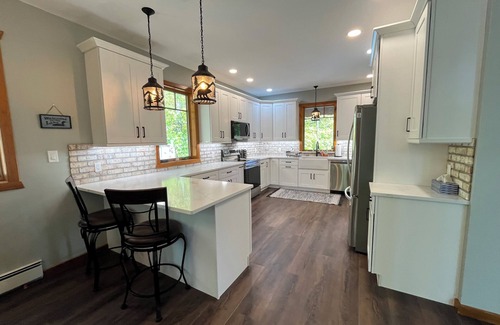 Chestertown Cabina | New Adirondack spacious cabin in the Lake George and Gore Mountain Area