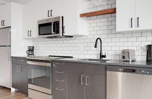 Packard's Corner Apartamento | New Allston development 1BR w. W/D by Blueground