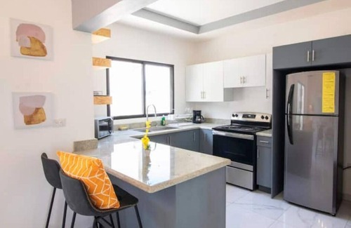 Comayagua Apartamento | Nuevo y amplio Town House amoblado en Comayagua 3