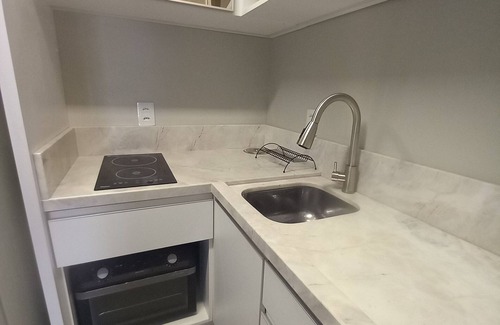 Centro Apartamento | New apartment, 4 minutes from the center by car / for 4 people Split air Wi-Fi, covered box