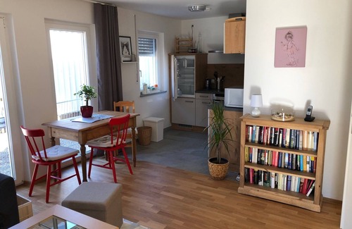 Waging am See Apartamento | Nuevo apartamento en el centro de Waging am See, Chiemgau (60 metros cuadrados), nuevo edificio, con WiFi