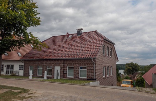 Flecken Zechlin Apartamento | Nuevo 1a apartamento "Zum Laternenberg" Distrito de los lagos de Mecklemburgo, Rheinsberg en barco.