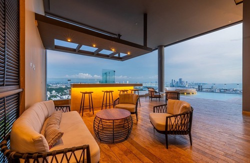 El Cabrero Apartamento | New Apt Beautiful Sea View and Walled City 2BR