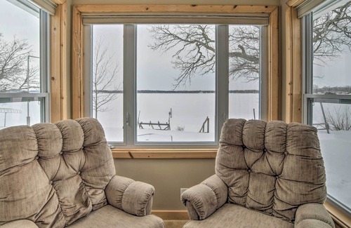 Battle Lake Casa | NEW! Battle Lake House w/ Fire Pit & Beach Access