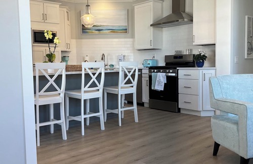 Marblehead Casa | New Bay Point Cottage at Waterview