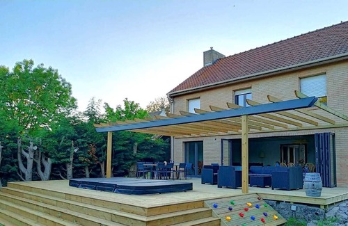 Frethun Casa | NEW: Beautiful family house with large jacuzzi 10min from the sea