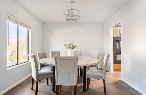 Tanque Verde Casa | *NEW* Beautiful Private Desert Retreat! Gorgeous! Hot Tub and Pool!