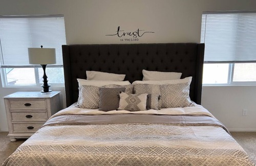 Victorville Casa | New Beautiful spacious home