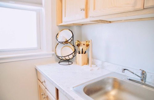 New Bedford Casa | New Bedford Getaway Near Riverside Park!
