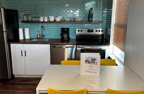 Wildwood Condominio | Brand New Boutique Hotel / Condo 1. A 5 cuadras de la playa y el paseo marítimo # 10