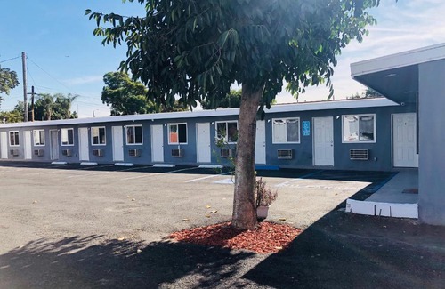 Los Angeles Hotel | New Casa Motel Los Angeles