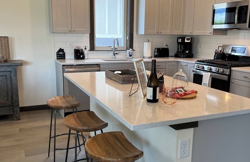 Four Corners Condominio | New, Centrally Located, Awesome 3 Bedroom Townhome in big sky Bozeman Montana!