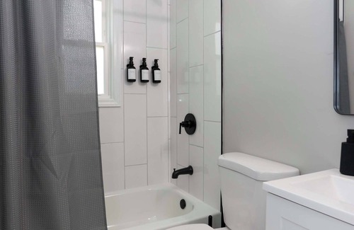 Roselawn Finance Casa | New Charloe Court 3 Bed Family House