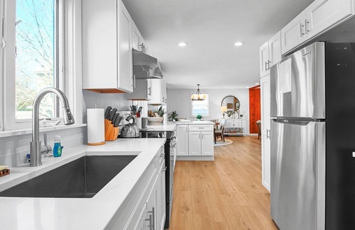 West of Town Casa | NEW! Charming 3BR Home in Nantucket's Natural Beauty