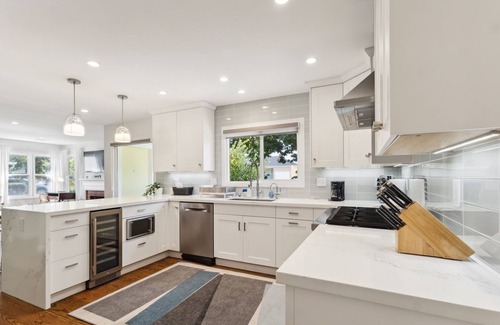 North Central Casa | NEW! Charming Retreat with Hot Tub & Scenic Trails