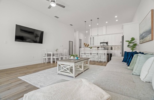 Carrollwood Casa | New Constriction House in Tampa