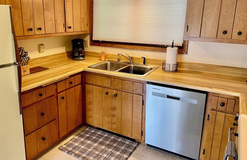 Sister Bay Condominio | New! Country Stroll to Pebble Beach! Charming-Cozy. Nature Retreat!Close to town