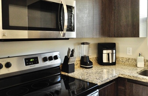 Edinburg Apartamento | NEW Cozy 3-Bedroom Apartment in Gated Community!!!