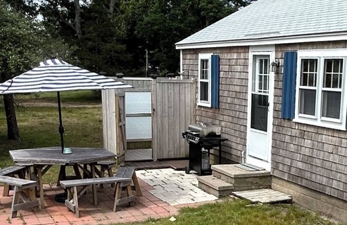 West Yarmouth Cabaña | NEW ! Cozy Cottage with Water View