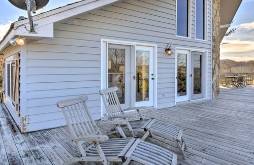 Hayesville Cabaña | NEW! Cozy Hayesville Cottage w/ Lake Views!