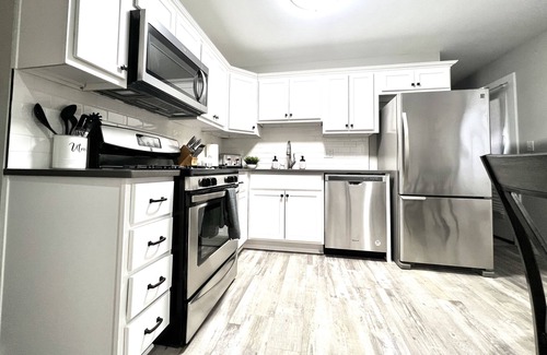West Lafayette Casa | New! Cozy Quiet Cottage Near Purdue, Large Fenced Backyard!